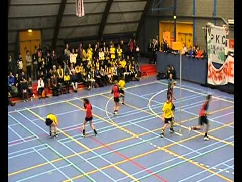 Joy (AW.DTV) slaat Babs