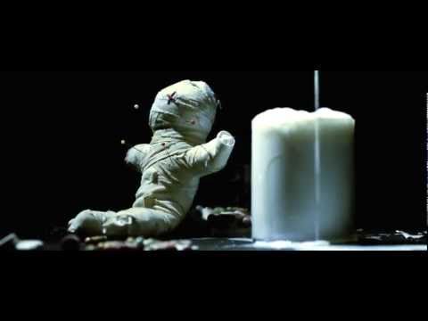 GUE' PEQUENO - PILLOLE OFFICIAL VIDEO (FT. DUELLZ).mp4