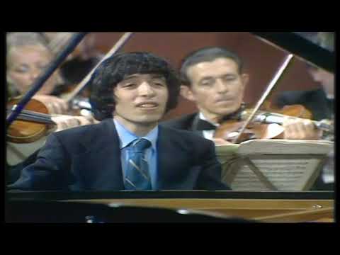 Murray Perahia - Chopin piano concerto no.1 in E minor - 2nd mvt - 1972