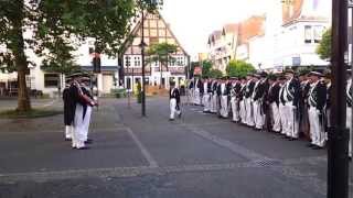 preview picture of video 'Morgentliches Antreten beim Schützenfest in Geseke 2013'