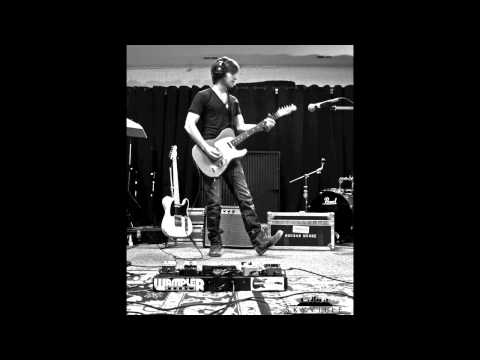 Hudson Moore - Girl On The Front Row (Demo)