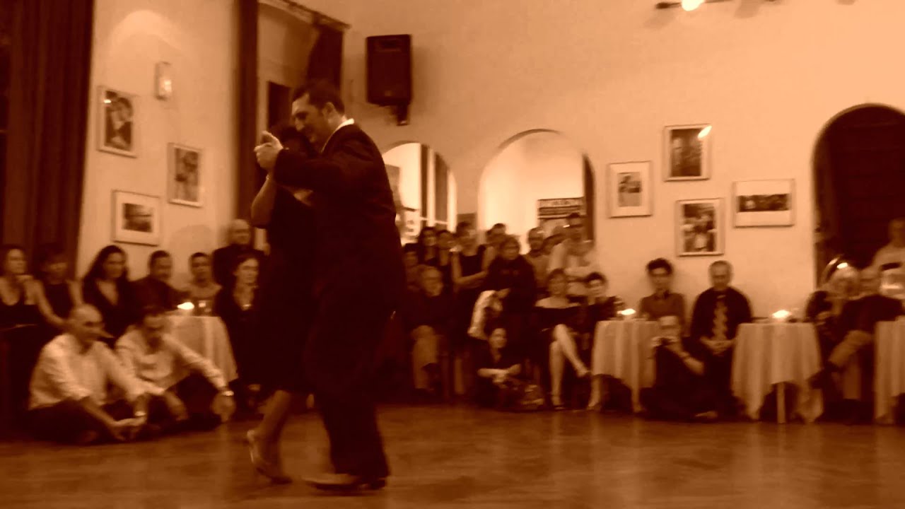 Graciela Gonzalez y Sergio Chiaverini Milonga Brava Dicembre 2010