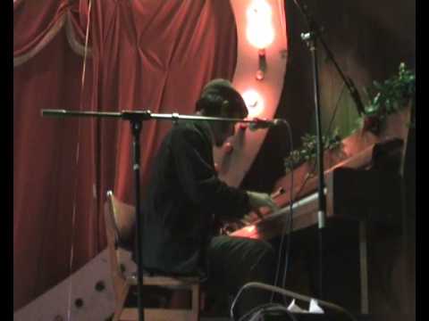 Vic Ruggiero So This Is The Night 28 May 2009