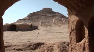 preview picture of video 'Иран,Башни Молчания,Йезд,зороастризм.Iran,Zoroastrists' Tombs,Yazd'