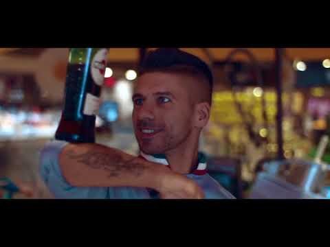 Preparando un Negroni con Bruno Vanzan