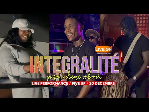 INTEGRALITÉ: PAPA NDIAYE MBOUR - LIVE PERFORMANCE / FIVE UP / VENDREDI 20 DECEMBRE #livesn