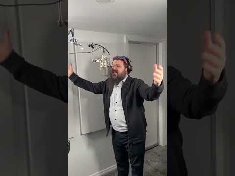 A Yid (is Like the Moon)