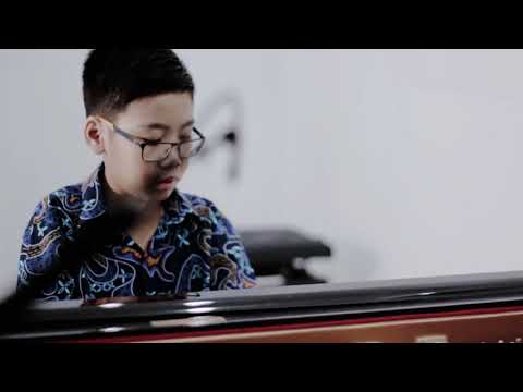 Max Ritcher - From the Rue Vilin by Louie Reinard Handoko