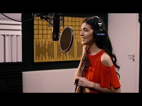 Скажите, девушки, подружке вашей - Andreea Josan