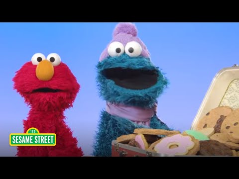 Elmo and Cookie Monster Go to the Winter Olympics! ❄️🏂⛸️🥇
