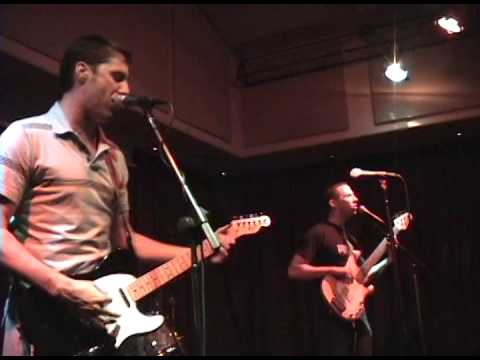 Alpha Ray:  'Tremore' live at Humphrey's Backstage Lounge, May 2004