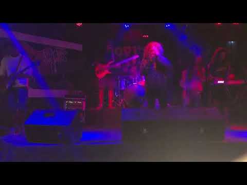 Stiff Necked Fools,  Flores Vibes ft Polle Lemboade live at Mopis place