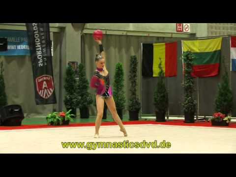 NLO 2013   Juniors 06   Magdaléna SMEJKALOVÀ   Ball