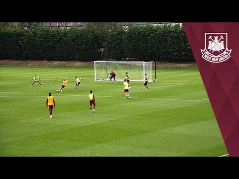 RABONA ALERT! Lanzini scores training match stunner