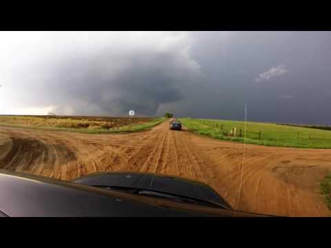 Dodge City, KS tornado timelapse 5/24/2016