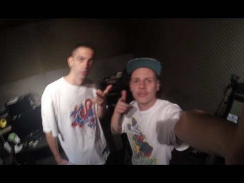 RATO (s.a.g.) . BINO - É O CORRE (Trash Video)