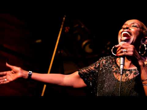 20121205 - Madeline Bell - Somewhere Over The Rainbow @ No Black Tie