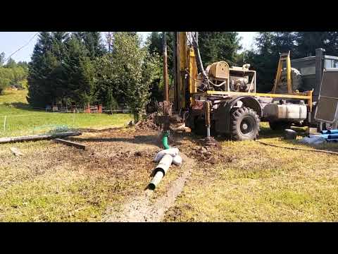 KARPACKIE STUDNIE - Studnia wiercona w Bieszczadach (Czarna Dolna)