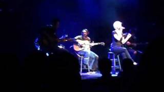 Don&#39;t Close Your Eyes - Kellie Pickler