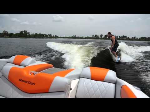 MasterCraft X46 Surf Review