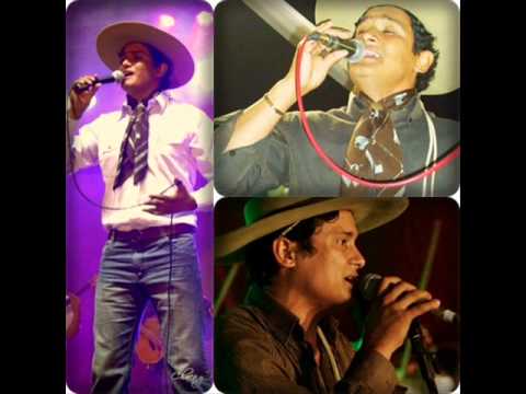 EL NEGRO VILLAGRAN - ME HACE FALTA AMOR