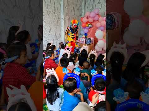 Badut Ulang Tahun Menghibur Anak anak #badutulangtahun #badutlucu #badutmc #badut