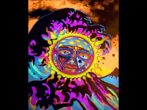 Empire of the Sun - DNA (Brodinski Remix) [HQ]