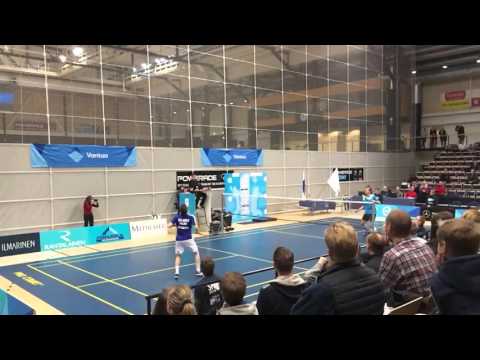 Sulkapallon SM-kisojen miesten kaksinpeliä slowmotion