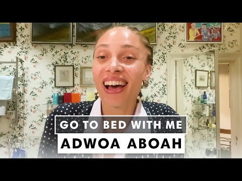 英國模特Adwoa Aboah的夜間護膚程序 | 和我一起睡覺 | Harper's BAZAAR (British Model Adwoa Aboah's Nighttime Skincare Routine | Go To Bed With Me | Harper's BAZAAR)