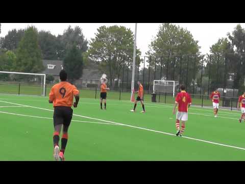 24 aug 2013 VV De Meern B2 - Sporting '70 B1 beker 3-2 Doelpunt Jesse, assist Vinny (1-1)