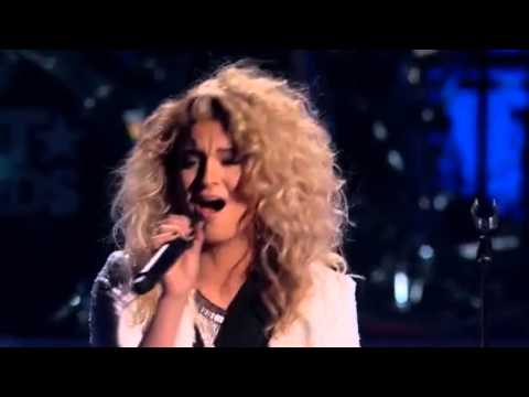 Tori Kelly - Who's Loving You High Note (BET Awards 2015)