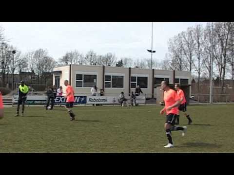 deel 1 sc Kruisland -de Schutters met interviews, het warmlopen en de 1e helft.