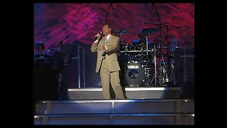 Daniel O&#39;Donnell - Stand Beside Me [Live at the NEC, Killarney, Ireland, 2001]