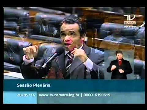 Dep. Major Fábio (PROS-PB) comemora a aprovação do texto-base do Plano Nacional de Educação