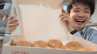 ドーナツを食べる動画