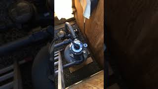 Byta sand i folkpools Haywardfilter