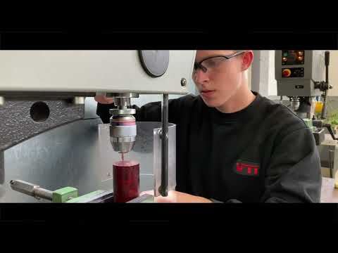 So dreht man einen Exzenter