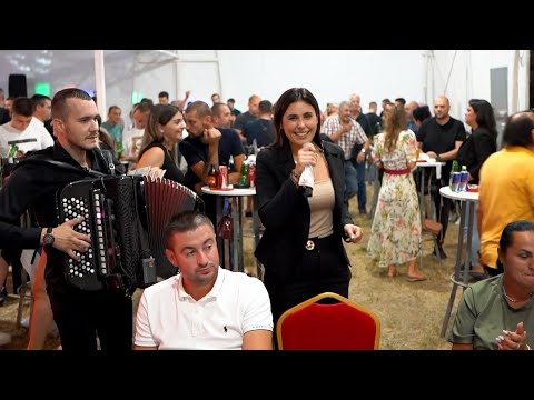 BUBA JOVICIC - Ide mile puticem i peva (UZIVO)