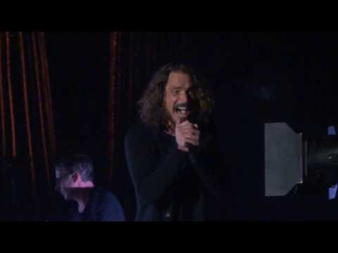 Temple of the Dog - Pushin Forward Back - Live at The Forum in Los Angeles on 11/14/16