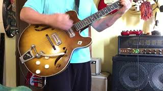 Video thumbnail for 1965 Harmony Meteor H74 Demo by Galaxy Guitars