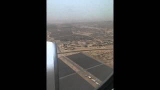 preview picture of video 'Emirates landing in Dubai Intl' Airport'