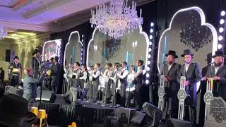 מקהלות שירה וידידים בביצועים מיוחדים יחד באירוע של בוני עולם
