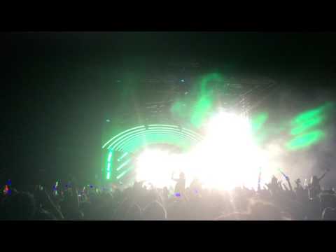 On Off (Pryda remix) - Cirez D / Eric Prydz @ Electric Gardens Sydney 2017