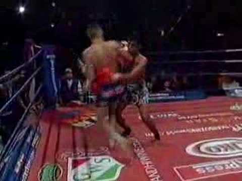 Thai Boxing - WMC World Title Fight 2003 - Round 2