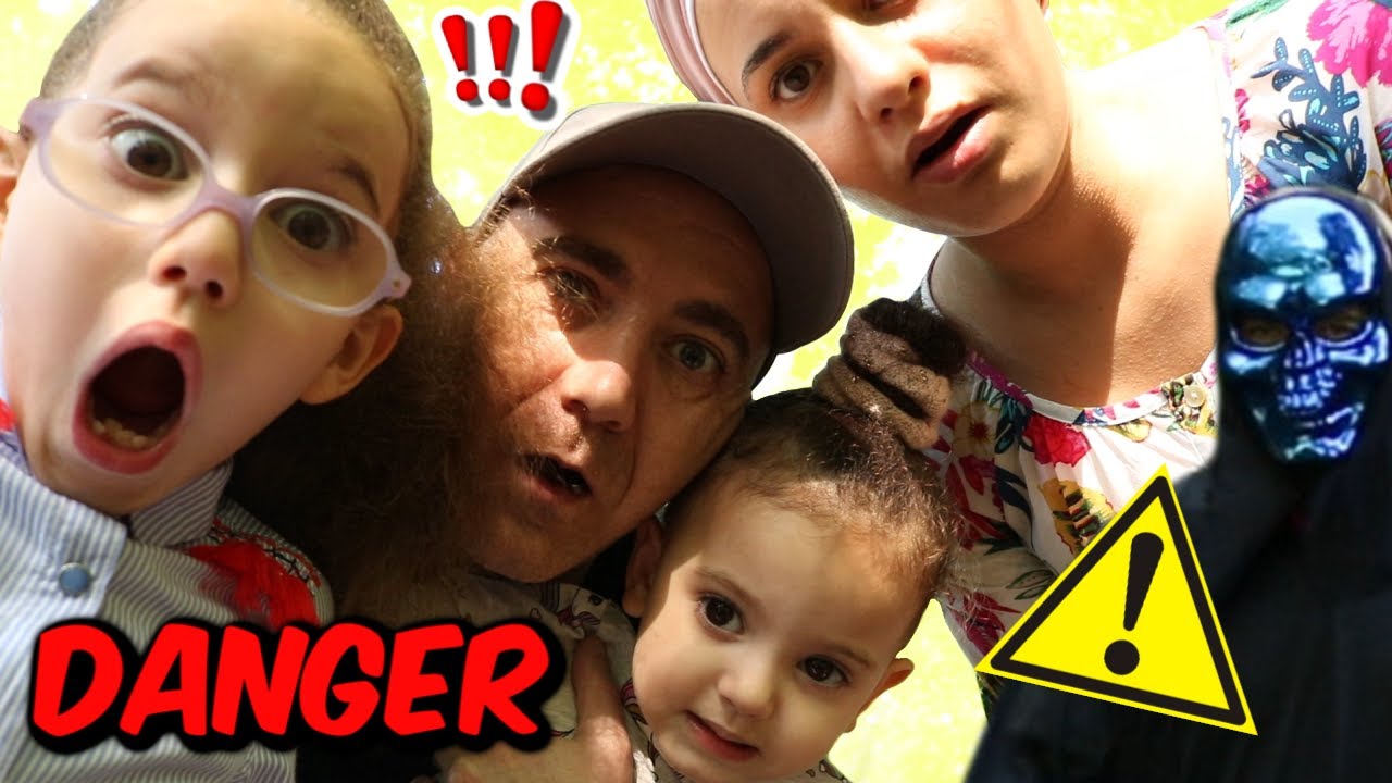 L'HOMME au MASQUE BLEU nous VOLE! Qu'à t-il volé SCÉNARIO massilya & papa