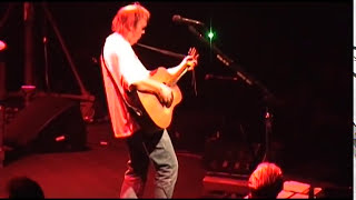 Neil Young - Feel Your Love (John Labatt Centre, London, Ontario 4/15/2009)