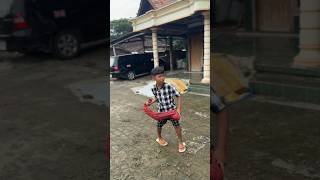 Download lagu The King of Sarong War Defeated by a Kid #sarongwar #ramadhan #oldschooltoys #ngabuburit #tarawih mp3