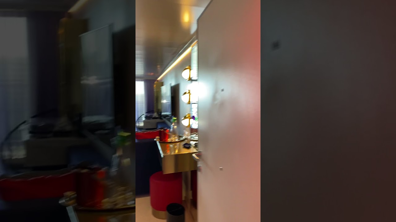 Scarlet Lady - Cabin 15291Z - Video 1