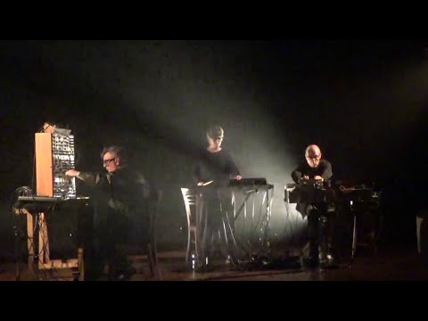 Anvil FX apresenta Church of Synth @ Centro da Terra (22.4.2025)