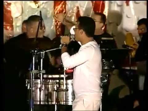 Me Cuesta Tanto Olvidarte - Wichy Camacho en Panama